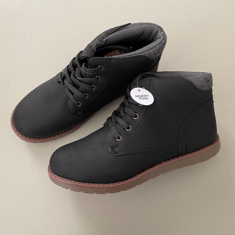 NIB SO Sourdough Ankle Boots BLACK Youth 5